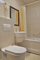 Hotel Russia