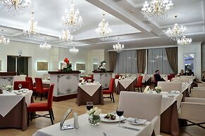 Hotel Russia
