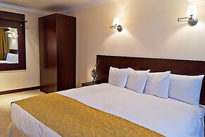 Hotel Russia