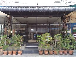 WE Pakchong Hostel