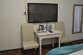 Thembisi Guesthouse