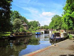 TravelStop #London-Ealing