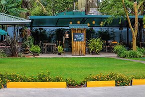 Acacia Tree Lodge