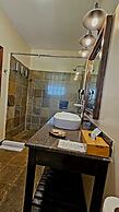Acacia Tree Lodge