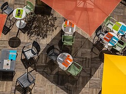 Novotel Paris Coeur d'Orly Airport