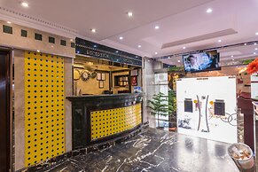 Victoria Hotel