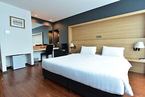 The Three Hat Yai