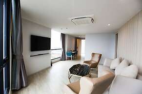 Brighton Grand Hotel & Convention Pattaya