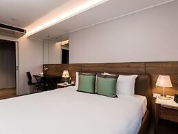 The Branksome Hotel And Residences