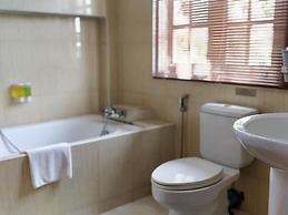 Hillock Villa