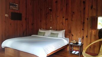 Hillock Villa
