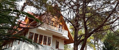 Hillock Villa