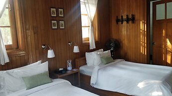 Hillock Villa