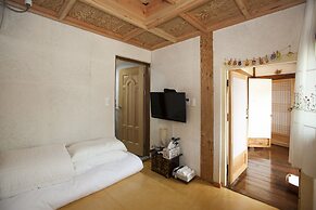 The Hanok