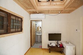 The Hanok