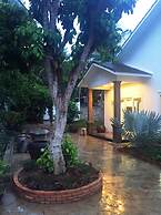 Le Giang Villa