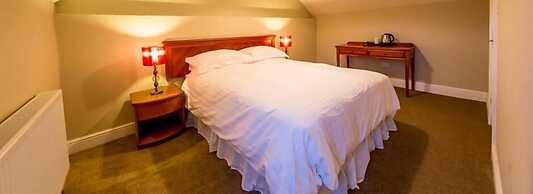 The Black Swan Inn
