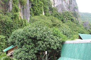 Cliffside Cottages