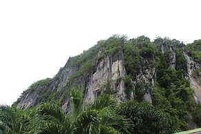 Cliffside Cottages