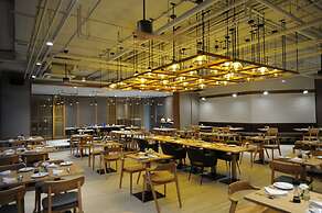 Oakwood hotel & Residence Sri Racha
