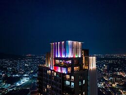 Oakwood hotel & Residence Sri Racha
