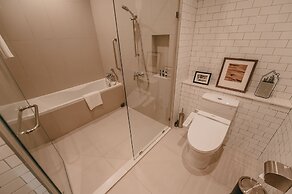Oakwood hotel & Residence Sri Racha