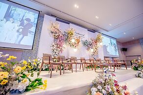 Oakwood hotel & Residence Sri Racha