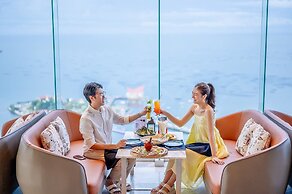 Oakwood hotel & Residence Sri Racha