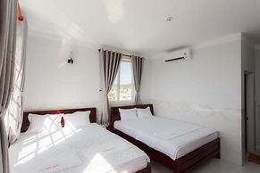 Phu Hong Hotel