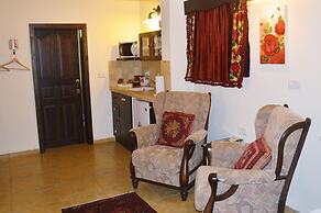 Ayelet Ahavim Hotel