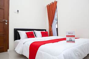 RedDoorz @ Pasir Luyu Buahbatu