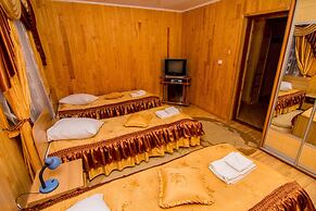 Hotel and restaurant complex Skolmo