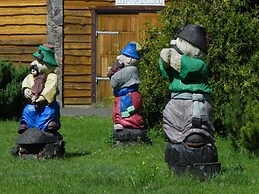 Hotel and restaurant complex Skolmo