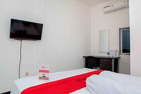 RedDoorz near Telkom Corporate University