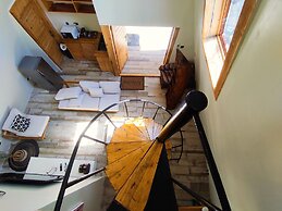Wag Hill Lodge