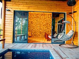 Wag Hill Lodge