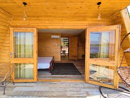 Wag Hill Lodge