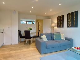 Your Space Apartments - Cambridge Place