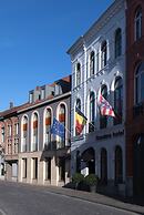 Flanders Hotel