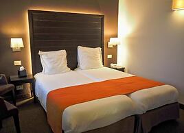 Flanders Hotel