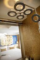 9 Suite Luxury Boutique Hotel