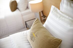 9 Suite Luxury Boutique Hotel