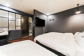 2 Heaven Hotel Seogu