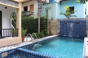 B Happy Resort