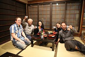 Asuka Guest House - Hostel