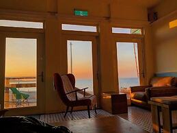 Chill Chill House