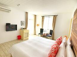 Spoondrift Hostal
