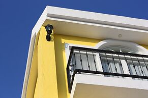 Spoondrift Hostal