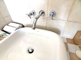 Spoondrift Hostal
