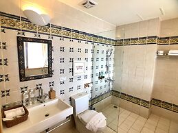 Spoondrift Hostal